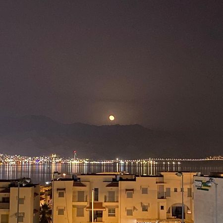 Seaside House & Free Parking Apartment Eilat Bagian luar foto