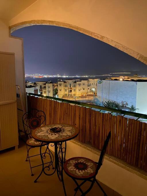 Seaside House & Free Parking Apartment Eilat Bagian luar foto