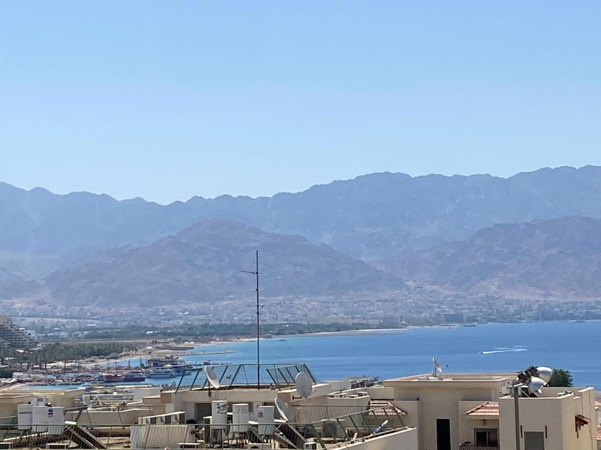 Seaside House & Free Parking Apartment Eilat Bagian luar foto