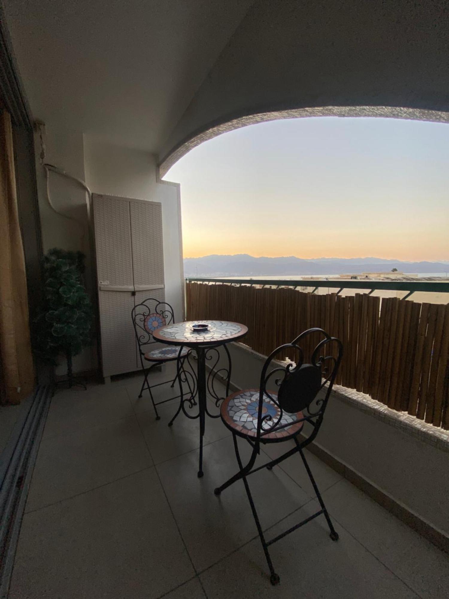 Seaside House & Free Parking Apartment Eilat Bagian luar foto